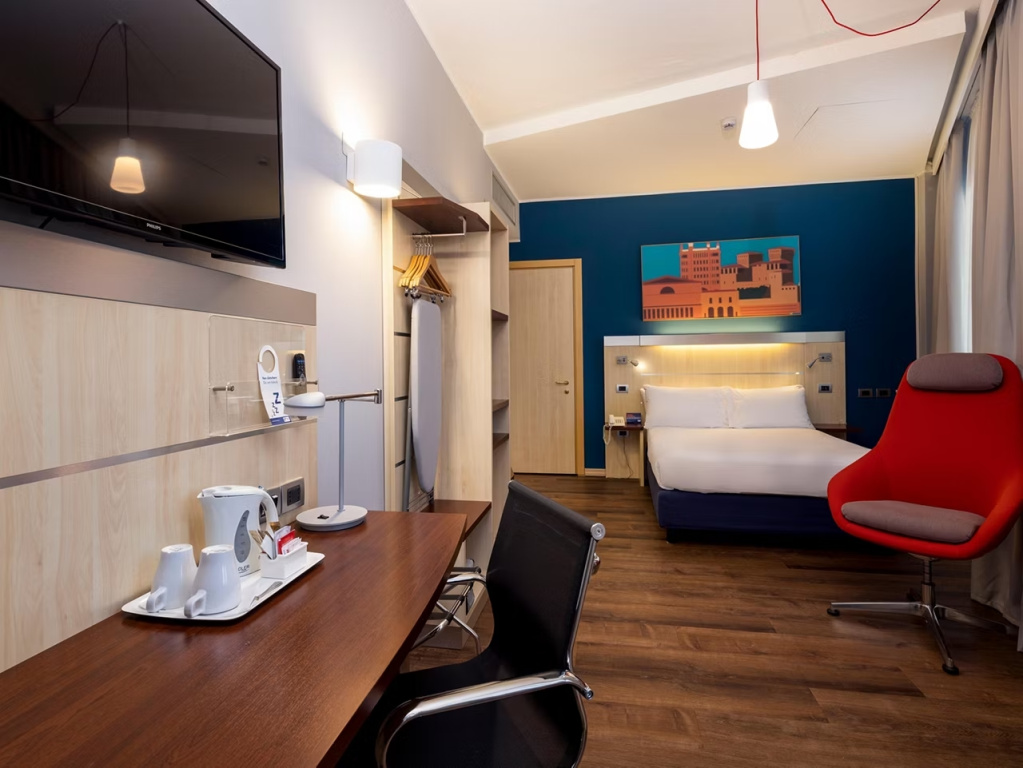 Standard Accessible Double room (full double bed)