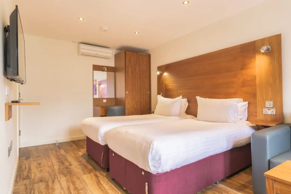 Holyrood Aparthotel - Chambres