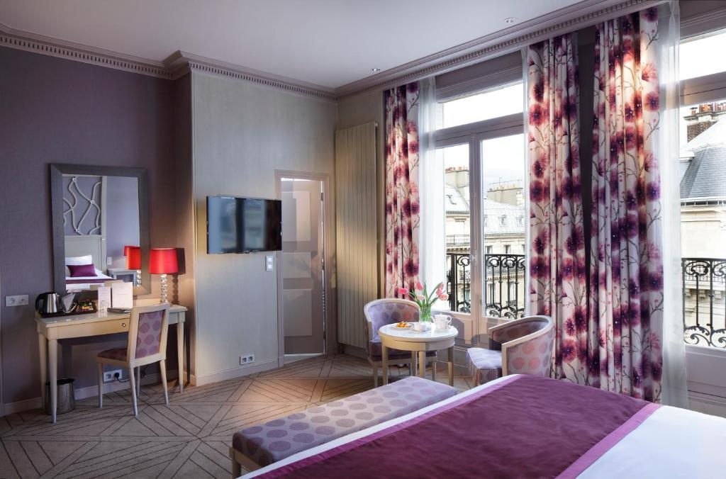 Chateau Frontenac Hotel  44