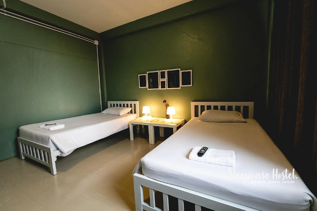 Двухместный номер двуспальная кровать в Sleepcase Hostel