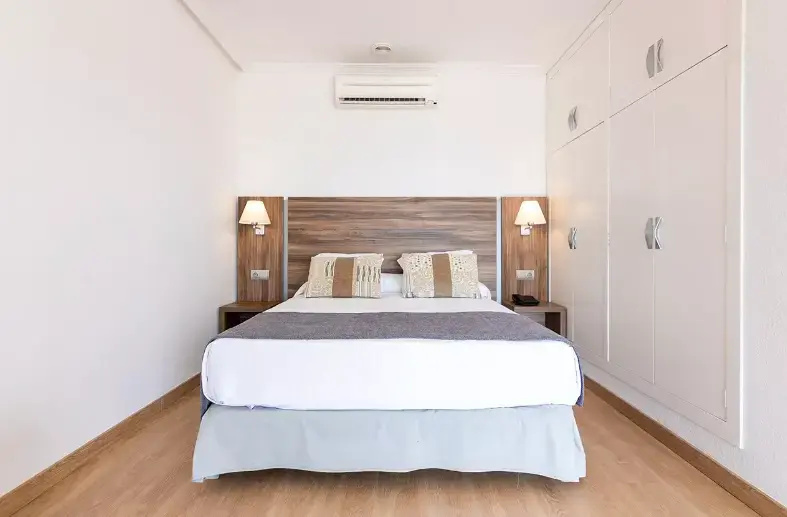 Acqua Panoramic Double Suite (full double bed)