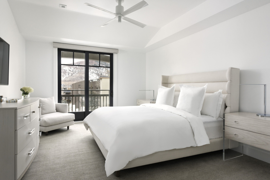 3 Bedrooms Northwoods Residence