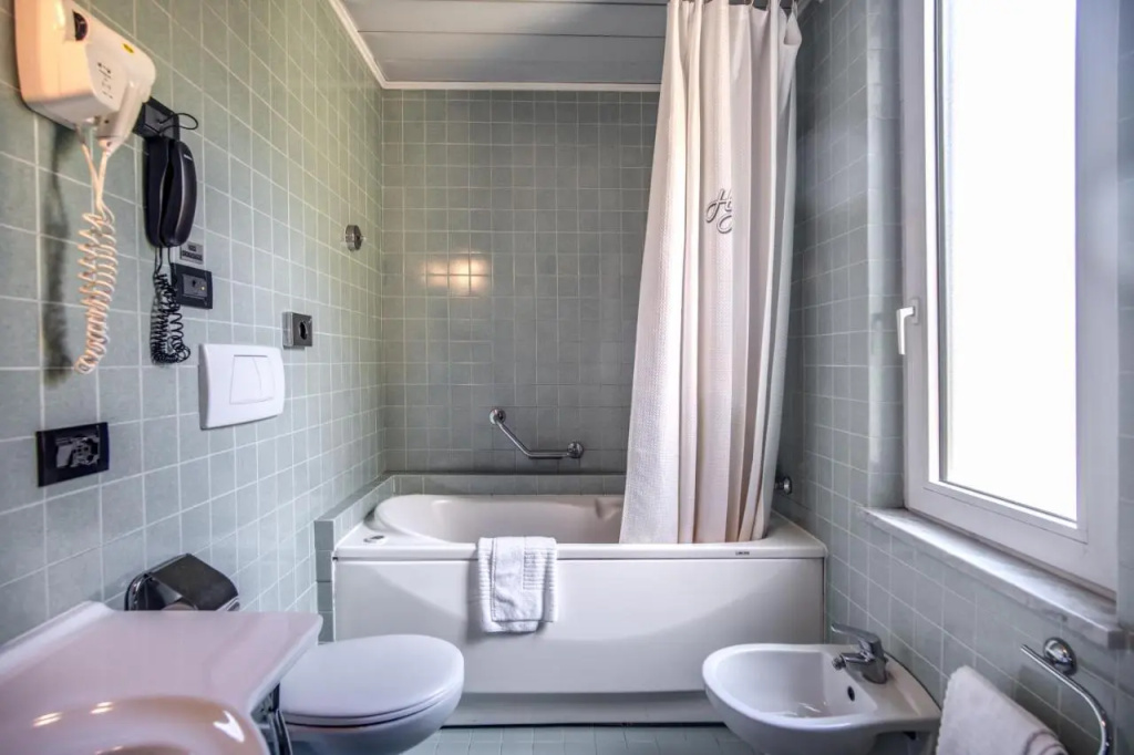 Hotel photo 28