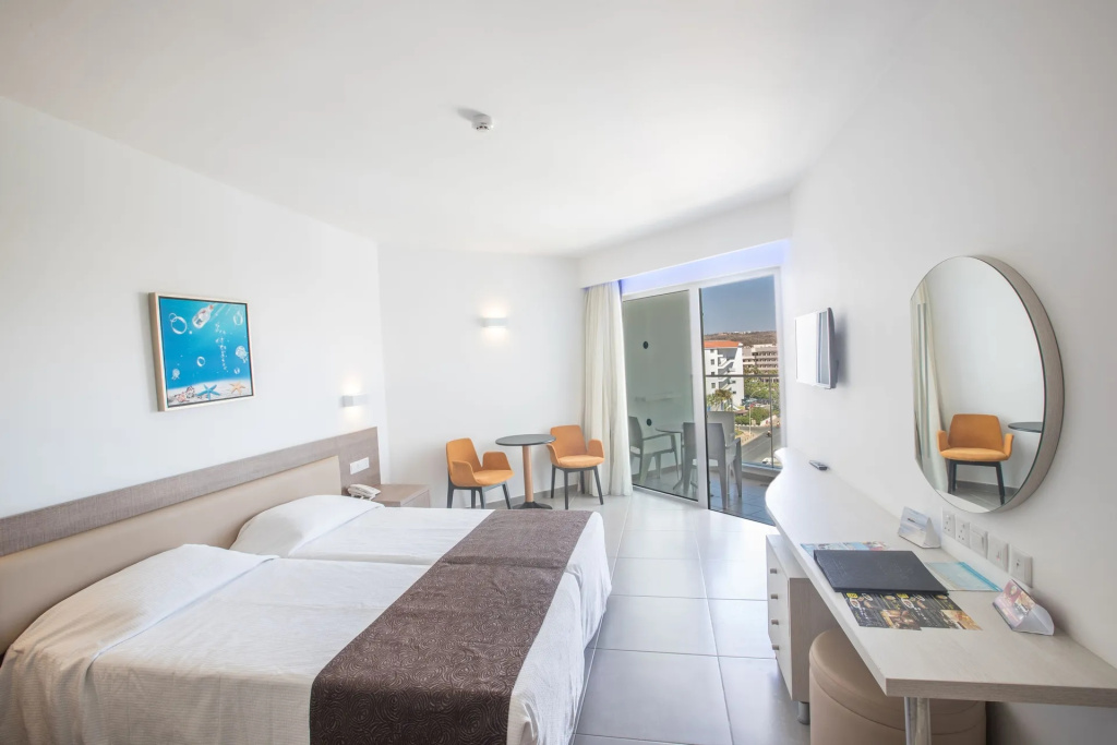 Vassos Nissi Plage Hotel & Spa - Chambres