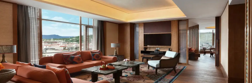 Shangri-La Suite