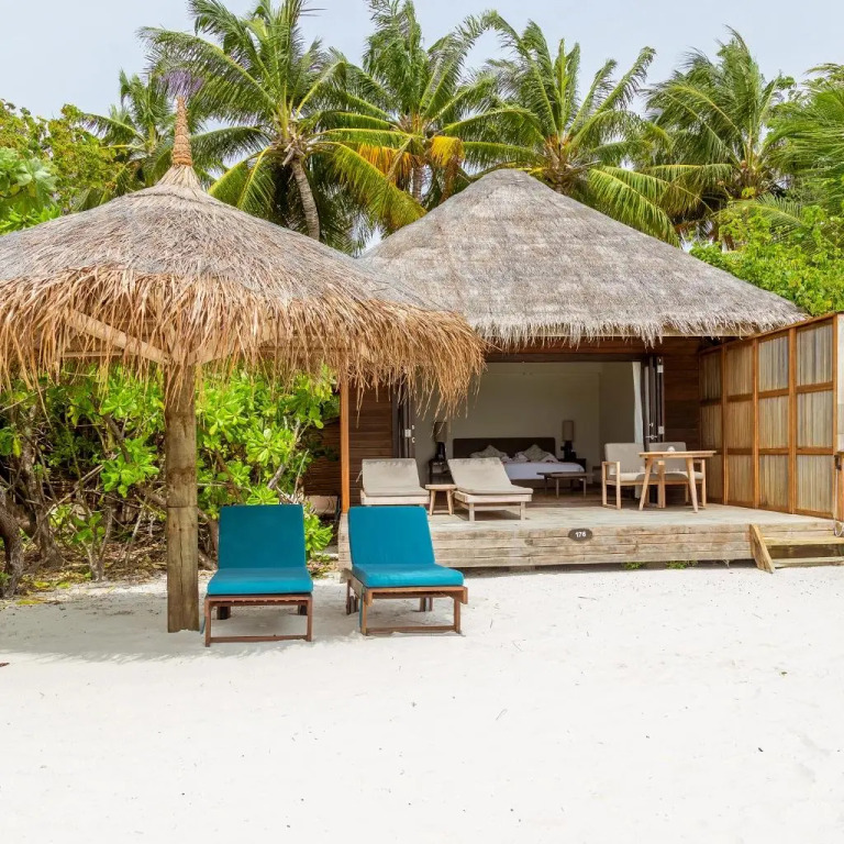 Veligandu Island Resort