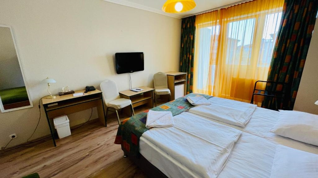 Single room with lake view