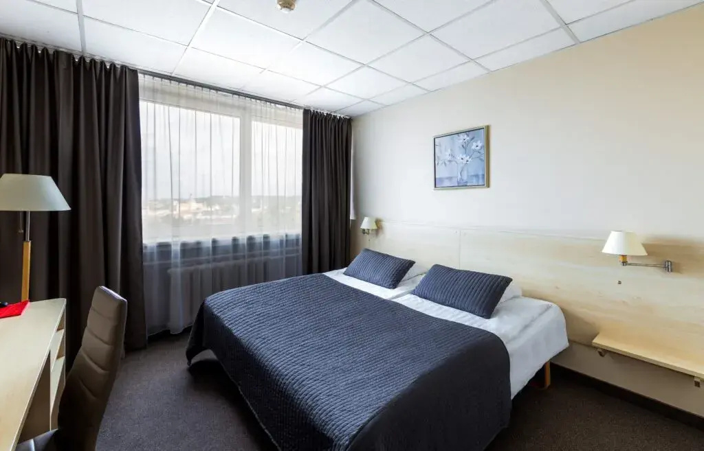 Double room (full double bed)