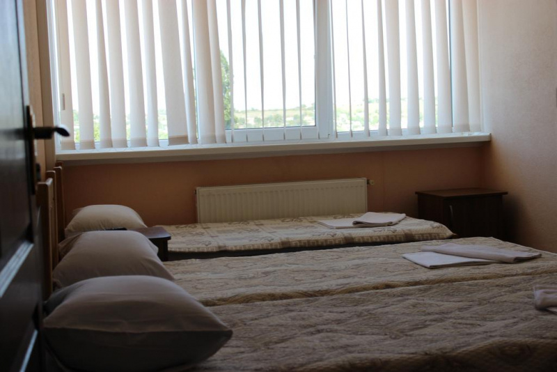 Economy Triple room