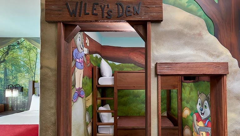 Wolf Den Suite