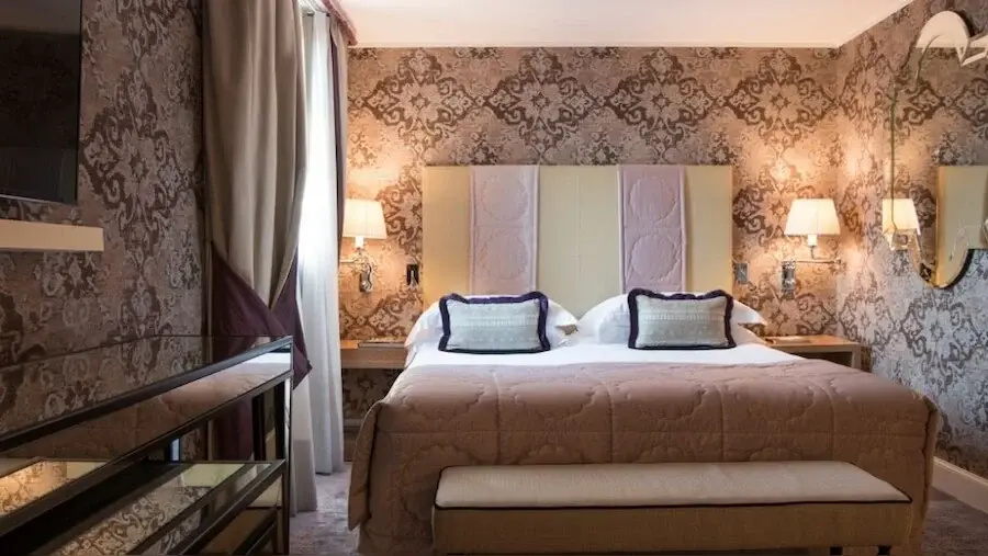 Deluxe Triple room