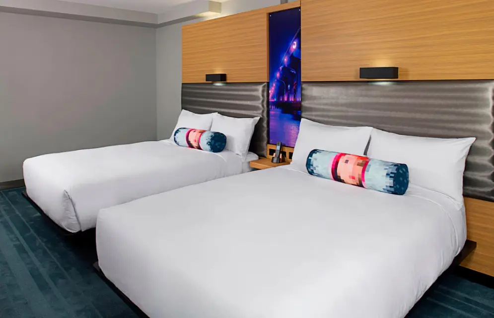 High Floor Quadruple Suite with balcony and with city view
