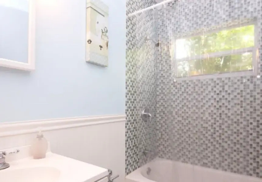 Четырёхместный номер в Bikini Lodge