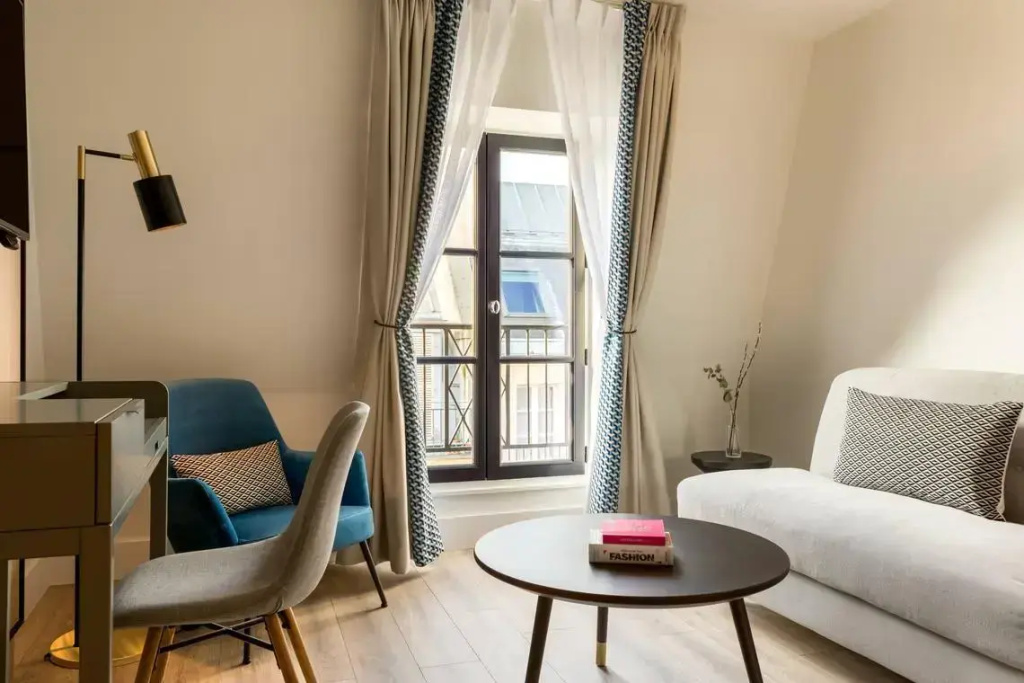Renaissance Paris Vendome Hotel 61