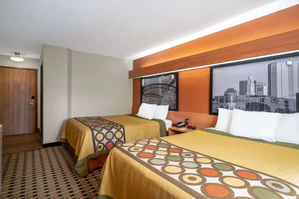Double room (twin beds)