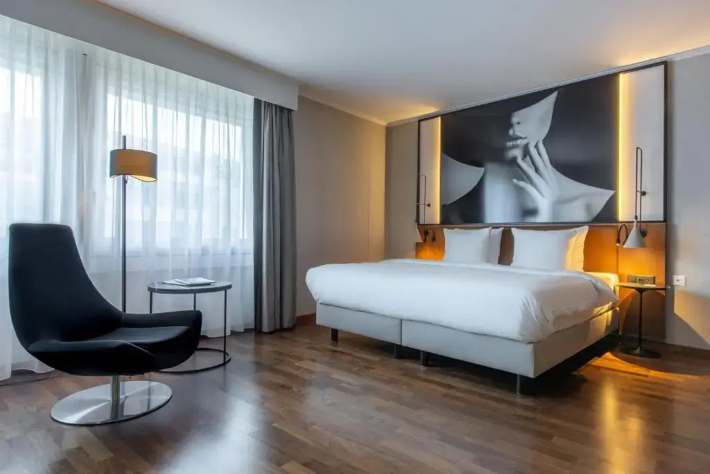Premium Double room (full double bed)