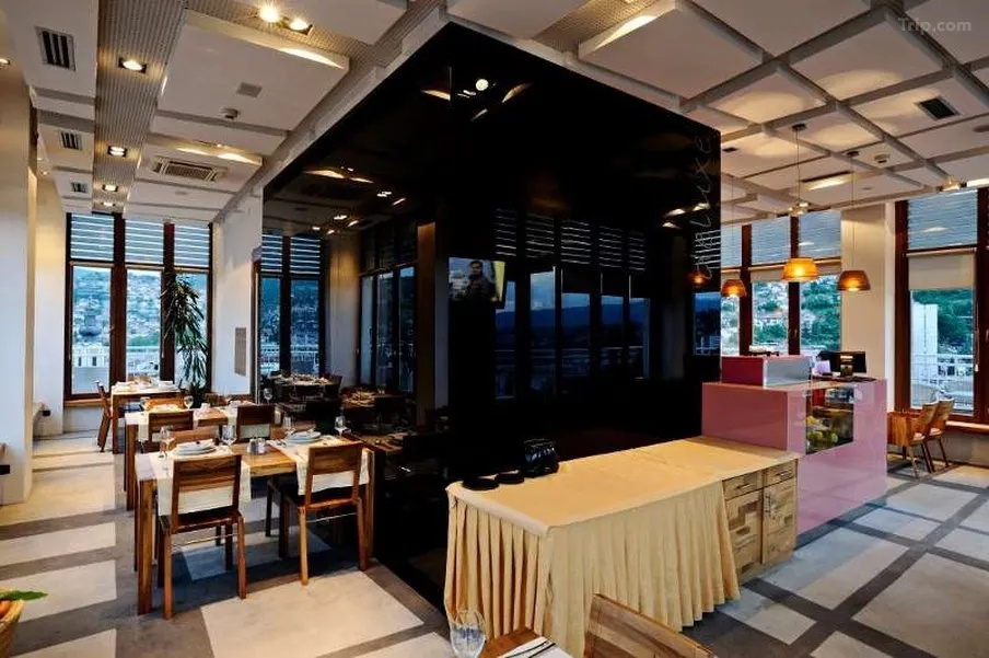 Hecco Deluxe Hotel - Général