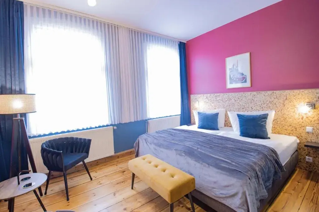 Classic Double room (full double bed)