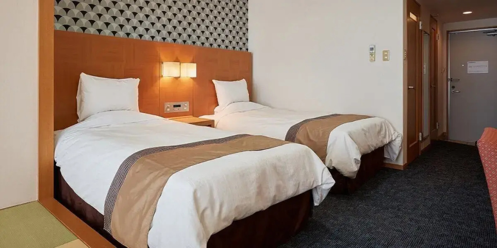 Barrier-Free C-2 Type Japanese-Western Double room (twin beds)