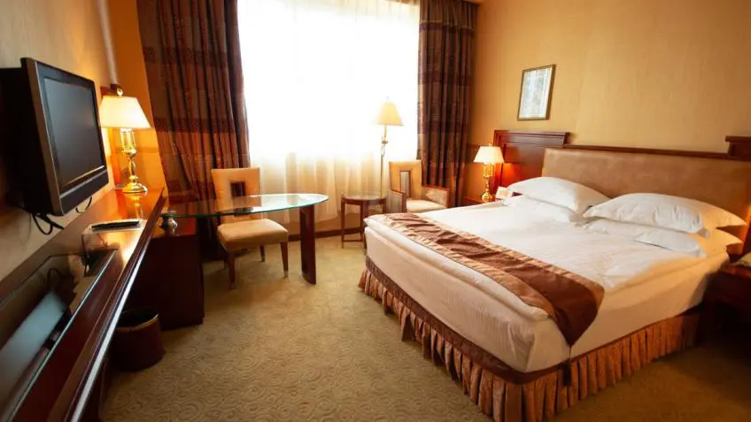 Double Junior Suite (full double bed)