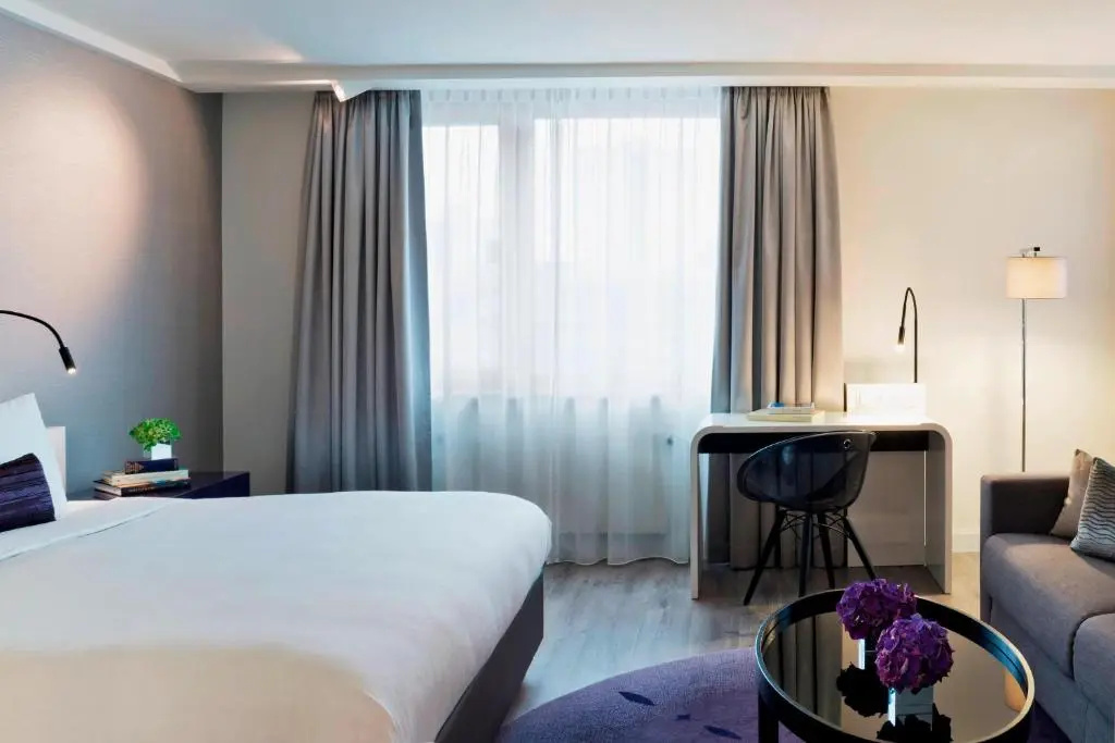 Premium Double room (full double bed)