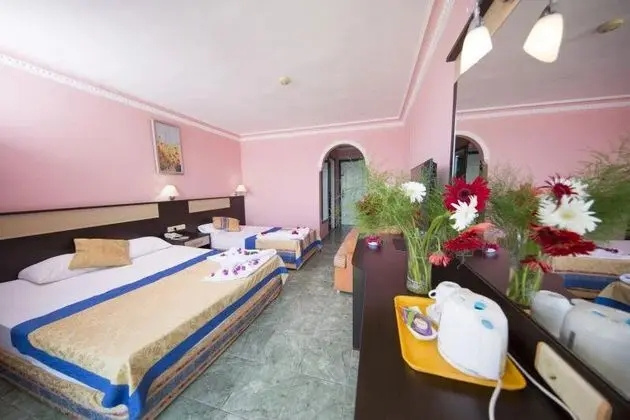 First Class Hotel - Chambres