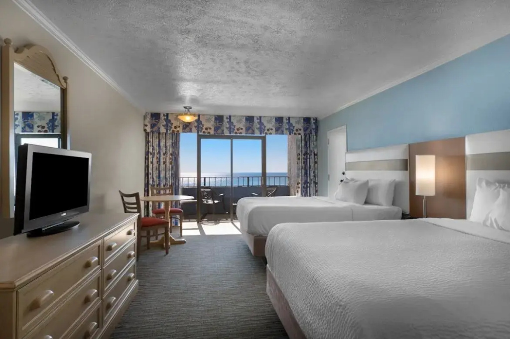 Quadruple Efficiency oceanfront