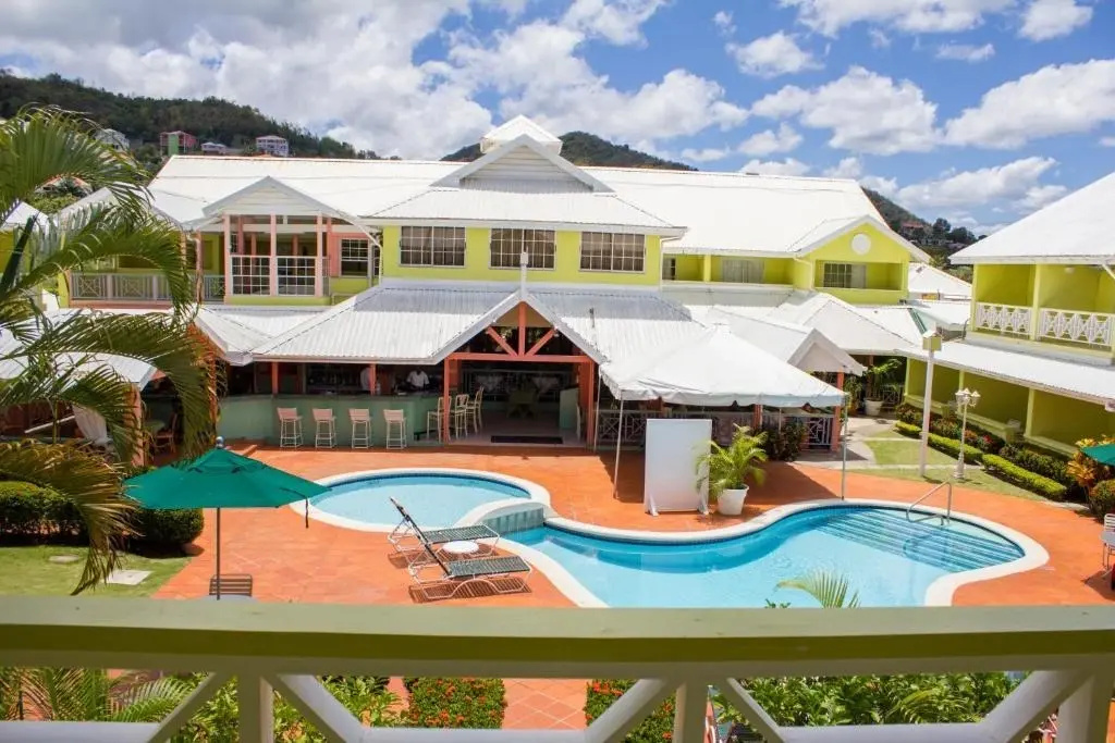 Bay Gardens Hotel - Général