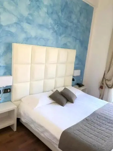 Standard Double room with partial sea view (full double bed)