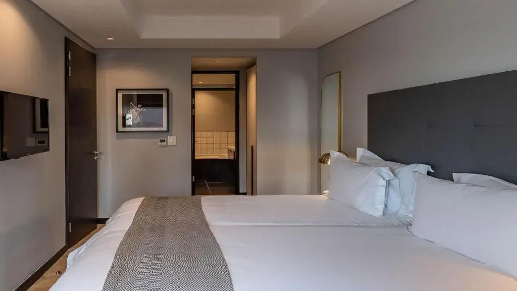Double Studio (full double bed)