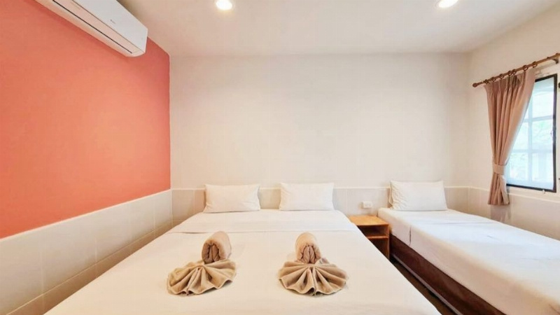 Grand Deluxe Cottage