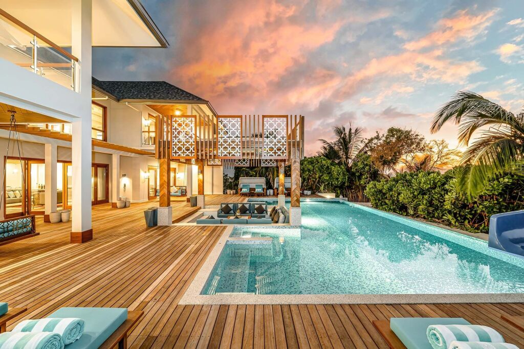 Hideaway Beach Resort & Spa