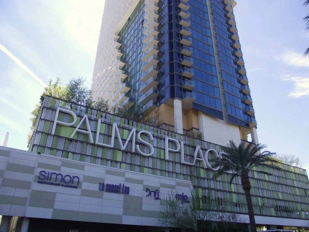 Jet Luxury At Palms Place