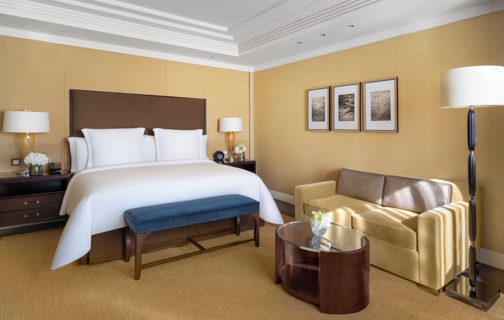 Chairman Double Suite (full double bed)