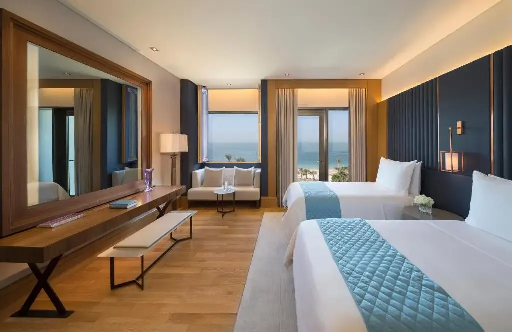 Deluxe Double room with sea view (twin beds)