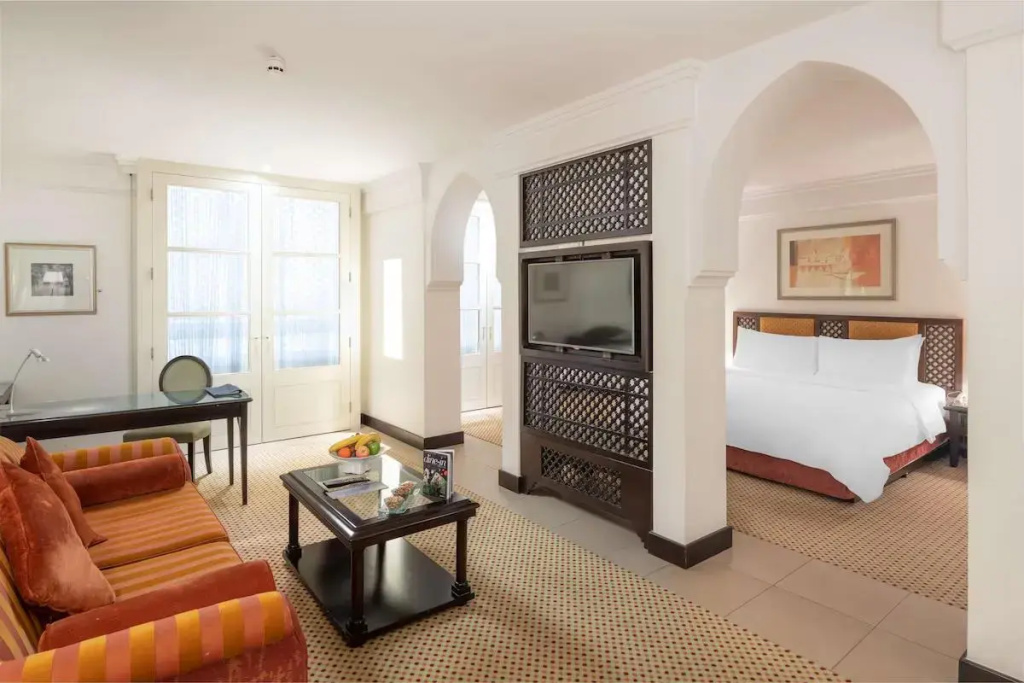 Lounge Access Double Junior Suite (full double bed)