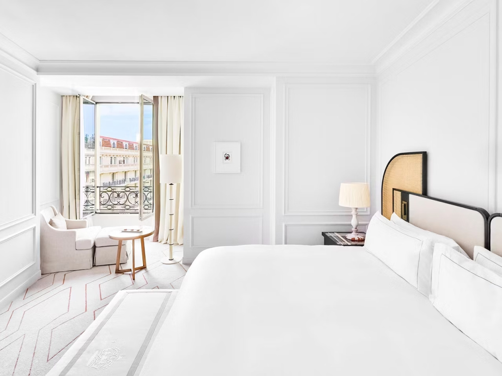 Premium Double room with balcony (full double bed)