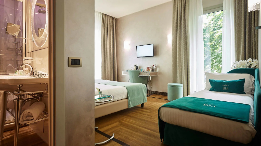 Exclusive Corner room