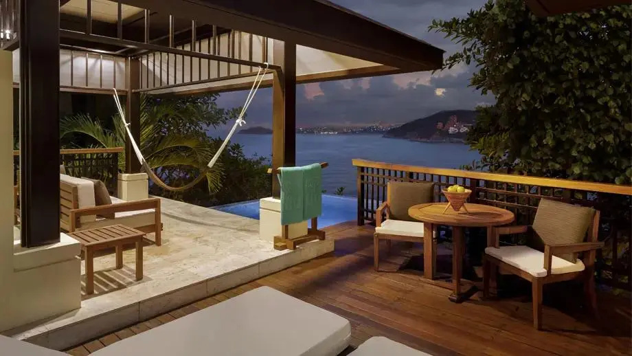 Double Pool Villa with ocean view (full double bed)