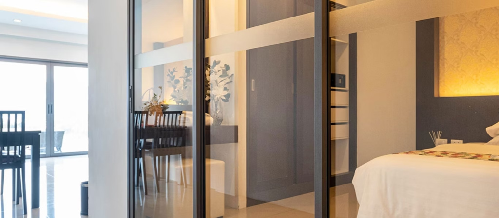 Patong Bay Hill Resort - Chambres