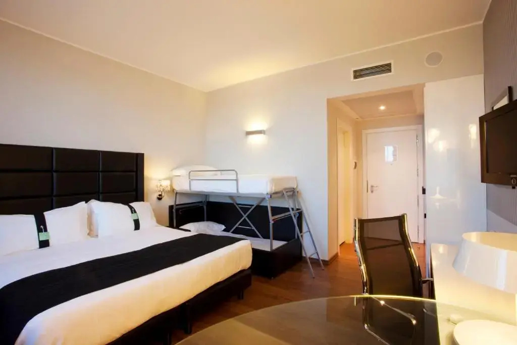 Holiday Inn Genoa City by IHG - Chambres