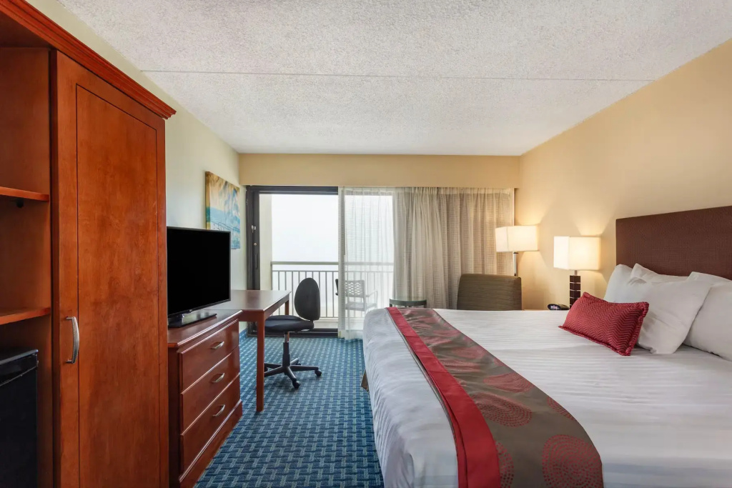 Standard room with ocean view
