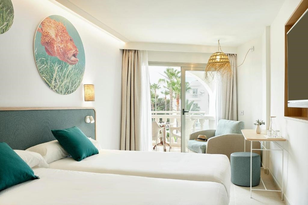 Premium Double room with garden view (twin beds)