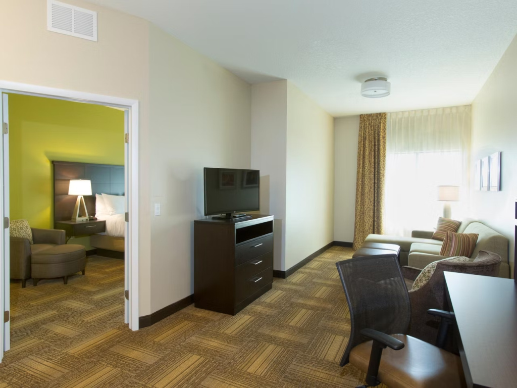 Staybridge Suites Orlando at SeaWorld by IHG - Chambres