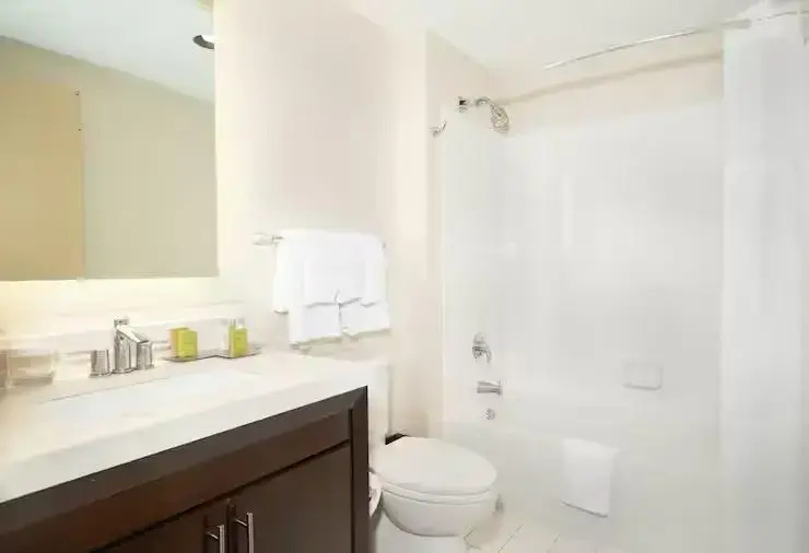 DoubleTree Resort & Spa by Hilton Ocean Point-N. Miami Beach - Chambres