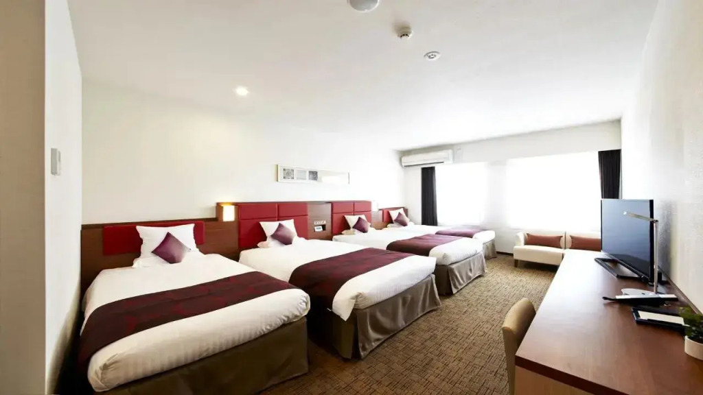 Hotel Mystays Haneda - Tap to explore photos