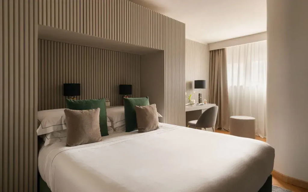 Superior Double room (full double bed)