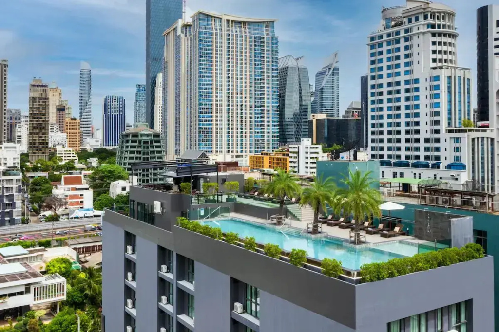 SureStay Plus Hotel by Best Western Sukhumvit 2 — фото