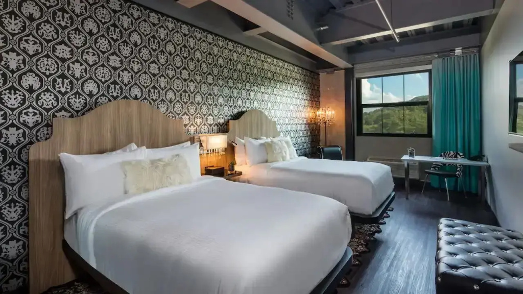Accessible Double room (twin beds)
