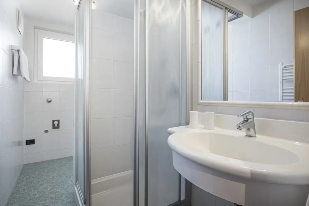 Aparthotel Familiaris - Family Apartments - Pools & Spa in the Dolomites - Chambres